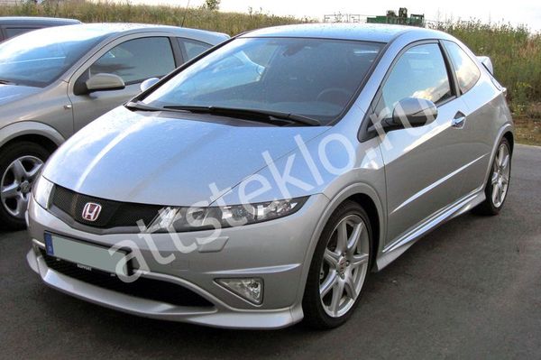 Автостекла Honda Civic VIII c установкой в Москве